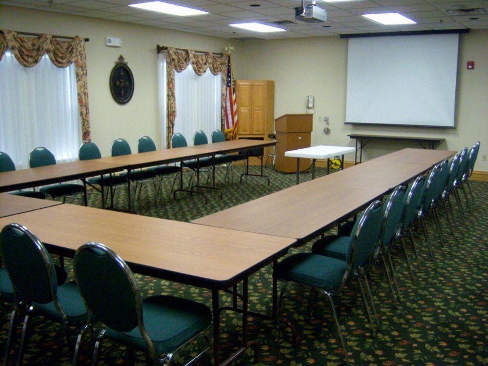Country Inn & Suites by Radisson, Salina, KS Image 41